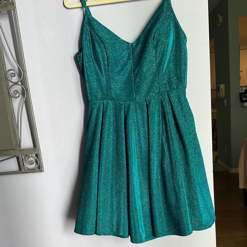 B Darlin Sparkling Teal Prom Dress SIZE 11/12
